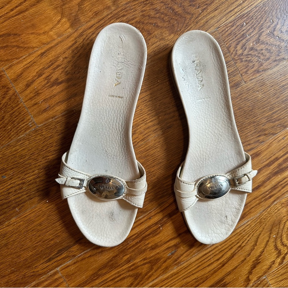Prada Slide